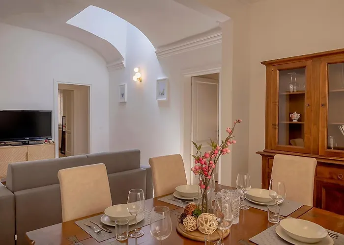 Duomo Florence Apartment